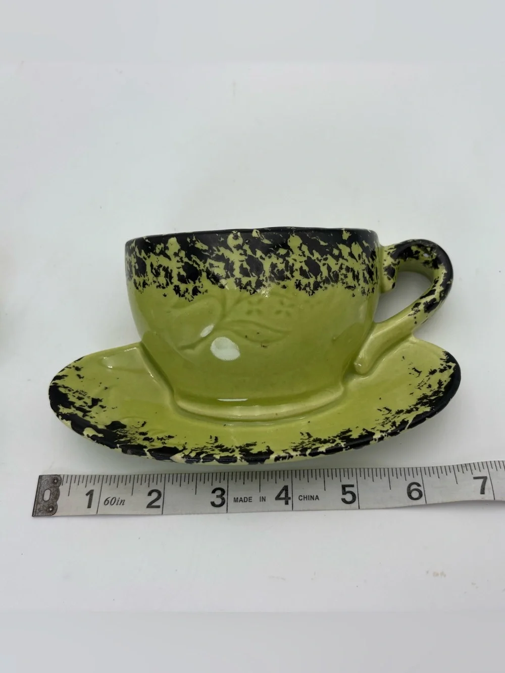 Vintage Olive Green Decorative Ceramic Teacup Wall Pockets